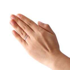 プルメリアモチーフリング ピンクゴールドカラー着用写真